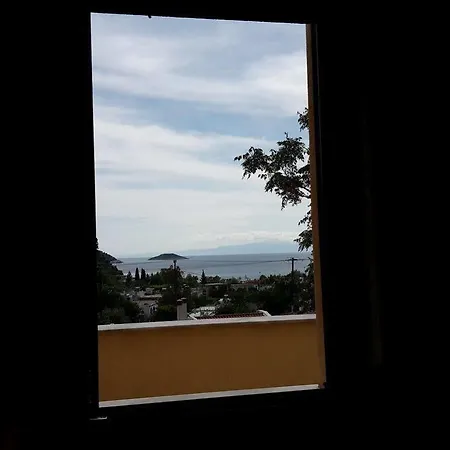 Apartment Alexios *